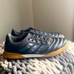 mens black adidas shoes
